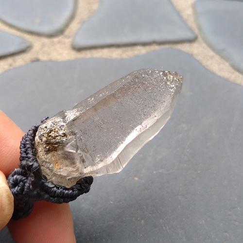 ガネッシュヒマール産】ヒマラヤ水晶の天然石マクラメペンダント[PEN