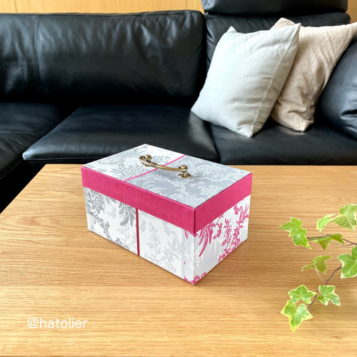 カルトナージュのジュエリーボックス “マリーアントワネット