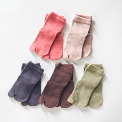 草木染＊足袋socks TABI　〔5colors〕 1枚目の画像