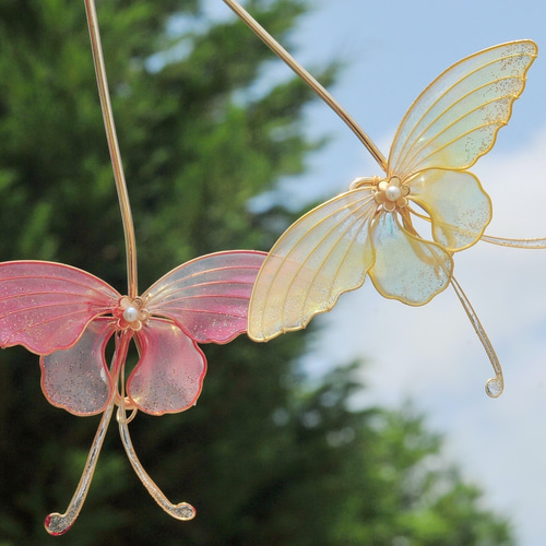（胡蝶シリーズ）オーガンジー刺繍風髪飾り　菊　蝶　成人式　卒業式 成人式髪飾り 卒業式髪飾り 髪飾り和装 胡蝶蘭髪飾り 胡蝶蘭