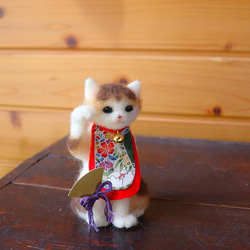 羊毛◆招き猫◆三毛扇　箱入り12.5cm 8枚目の画像
