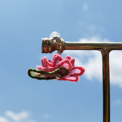 受注制作「私への信頼」蓮の花　オーガンジー刺繍　イヤリング/ピアス 12枚目の画像