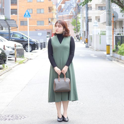 Aラインボックスプリーツ ジャンバースカート セージグリーン