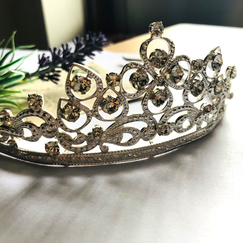 チェコのガラス職人が作ったティアラ◇四つ葉のクローバー ヘッド