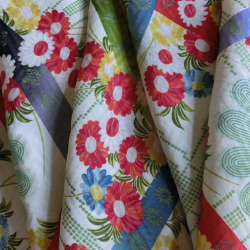 古布＊正絹綸子縮緬＊真垣の小菊＊36x160cm＊はぎれ