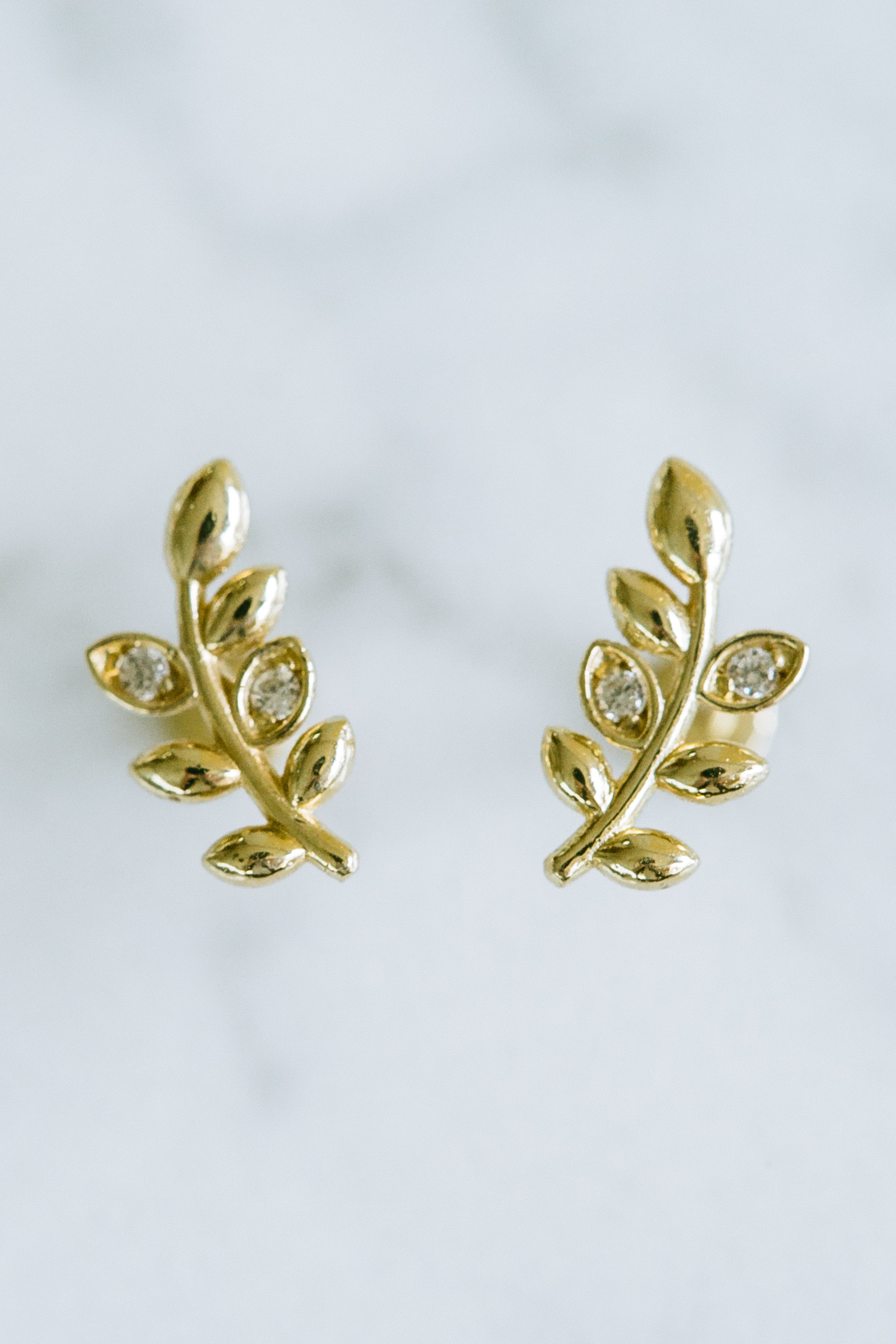 14K金 ゴールド 葉 ヘリックス 軟骨 アンチトラガス アウター インナーコンク イヤリング ピアス ラブレット