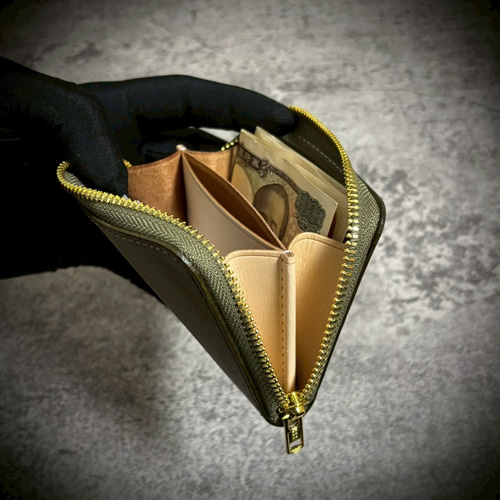 プエブロレザー ミニ財布 経年変化 本革 牛革 イタリアンレザー グリーン 緑 プエブロレザー ミニ財布 経年変化 本革 牛革 イタリアンレザー YKK