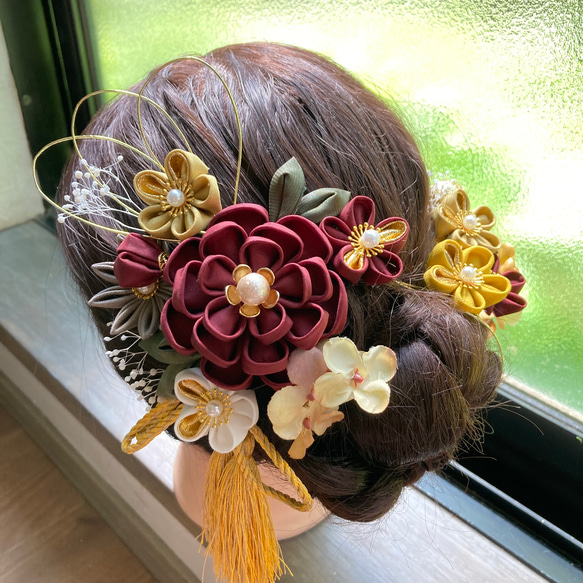 成人式髪飾り つまみ細工 ワインレッド 山吹 白 金 ゴールド かんざし