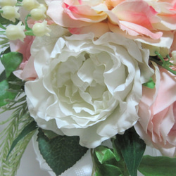 カラーとフレンチローズ、すずらんのアームブーケ♪ブートニア付き♪生花みたいに綺麗な造花です♪高品質なのに安い 8枚目の画像
