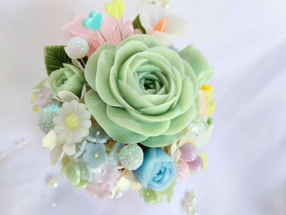 石鹸のバラと花飾りグリーンサマー・ホワイトポット/ソープカービング/石鹸彫刻 2枚目の画像