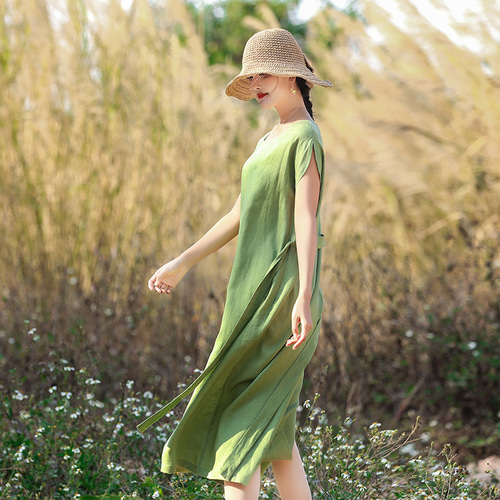 リネンワンピース ノースリーブワンピース 方形襟 ウエスト紐 横