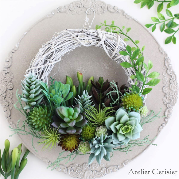 SALE】☆多肉植物 グリーン リース＜アーティフィシャルフラワー
