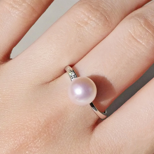 送料無料】あこや真珠 初夏 の 薔薇 香る ローズカラー オープンリング