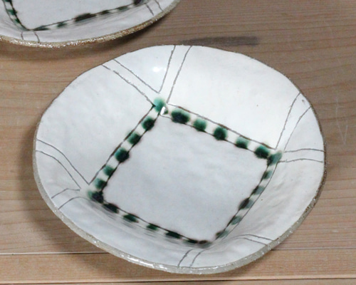 織部・粉引 〇皿小】s204 和食器 陶芸 煮物 取り皿 プレゼント