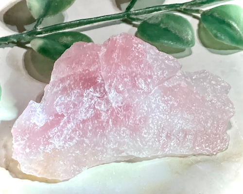 希少✨ 虹入り　ローズクォーツ　クラスター  原石　ラフストーン 希少✨ 虹入り ローズクォーツ クラスター 原石 ラフストーン