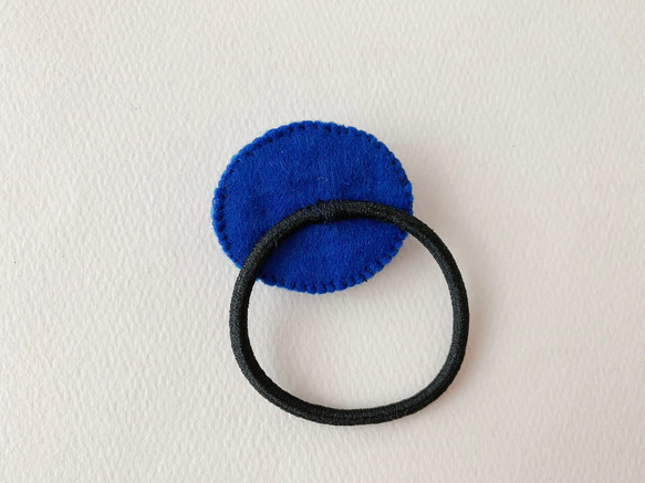 【SALE❤️】オーバル型ビジュー/ビーズ刺繍ヘアゴム(ブルー) 7枚目の画像