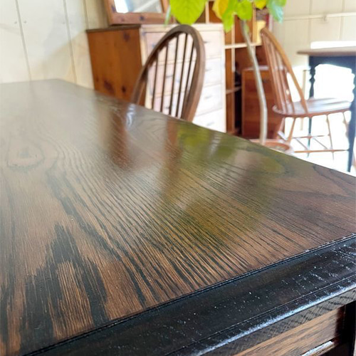 おしゃれなダイニングテーブルbrocante 輸入住宅向けターンドレッグ