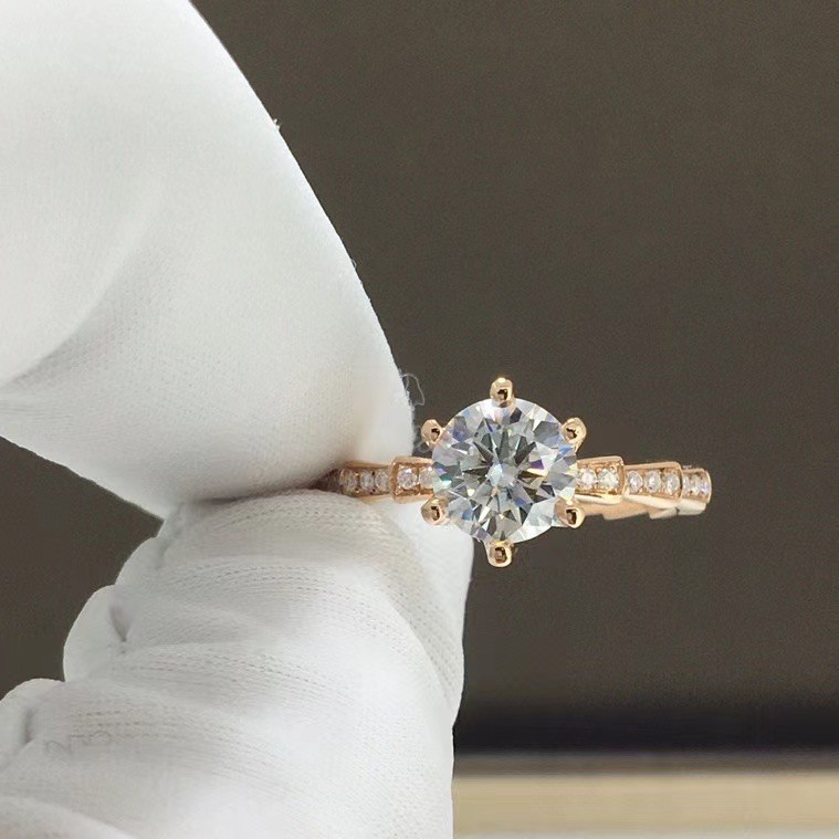 【newデザイン】モアサナイト 　リング　K18PG