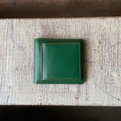 (新色)2つ折り財布　緑　　コインが取り出しやすいです。 1枚目の画像