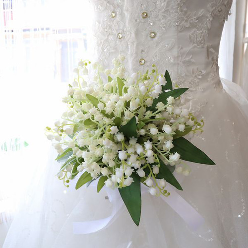 鈴蘭(スズラン)のブーケ 上質でリアル 造花 ウェディング 前撮りや海外