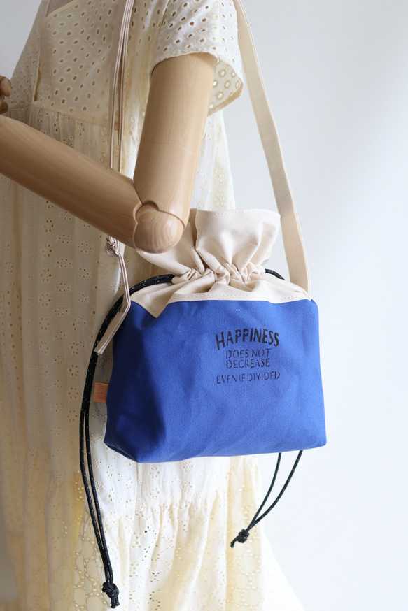 倉敷ハンプの巾着バッグ　青　スカイブルー　ビタミンカラー 1枚目の画像