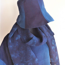 夏塩沢の本藍染めのファッション「ナツシオンブルー」　ぼかし染め後ゴム付き帽子(絹１００％)Ｂ 10枚目の画像