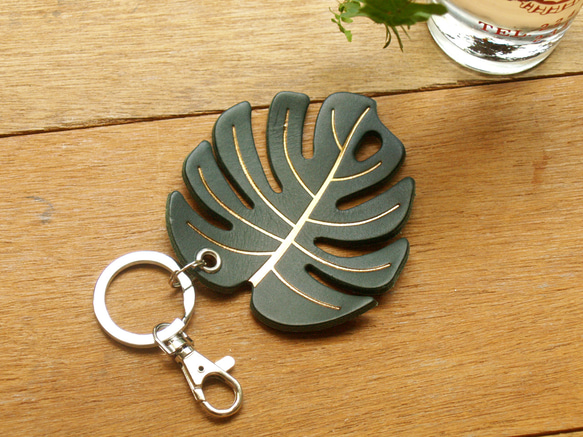 Leather Key Chain - Plant Leaf MONSTERA ( Custom Letter ) 8枚目の画像