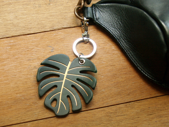 Leather Key Chain - Plant Leaf MONSTERA ( Custom Letter ) 13枚目の画像