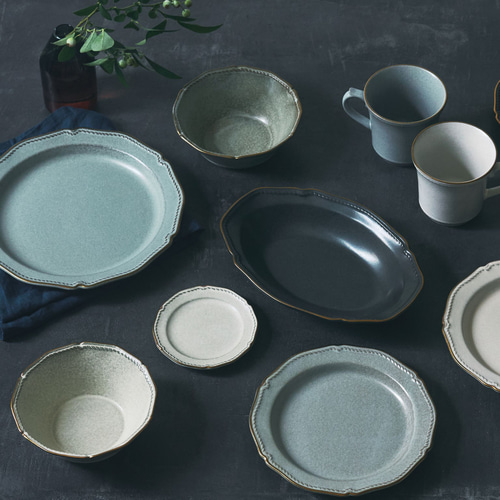 Wilton Columbia社製　花リム　金属皿　5枚セット　アメリカ製 Wilton Columbia社製 花リム 金属皿 5枚セット アメリカ製