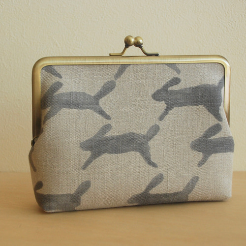 ミナペルホネン【run run run】beige ☆ がま口 母子手帳ケース がま口  