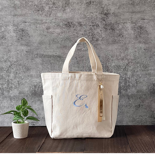 イニシャルトート サイドポケット トートバッグ かるふ 通販 14125083