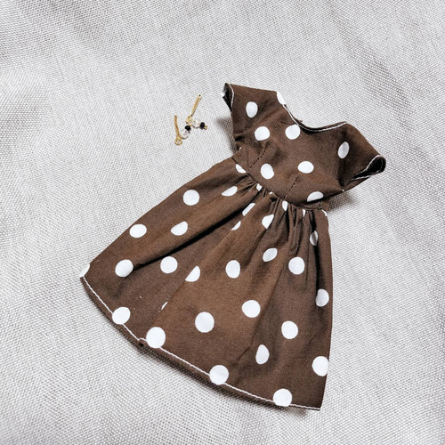 2点セット 半袖ワンピース ドット柄 白 茶色 リカちゃん 服 シンプル