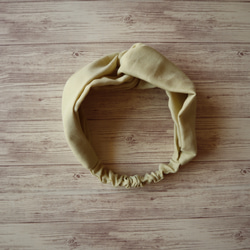 雙層紗十字頭巾（奶油黃色） 第5張的照片