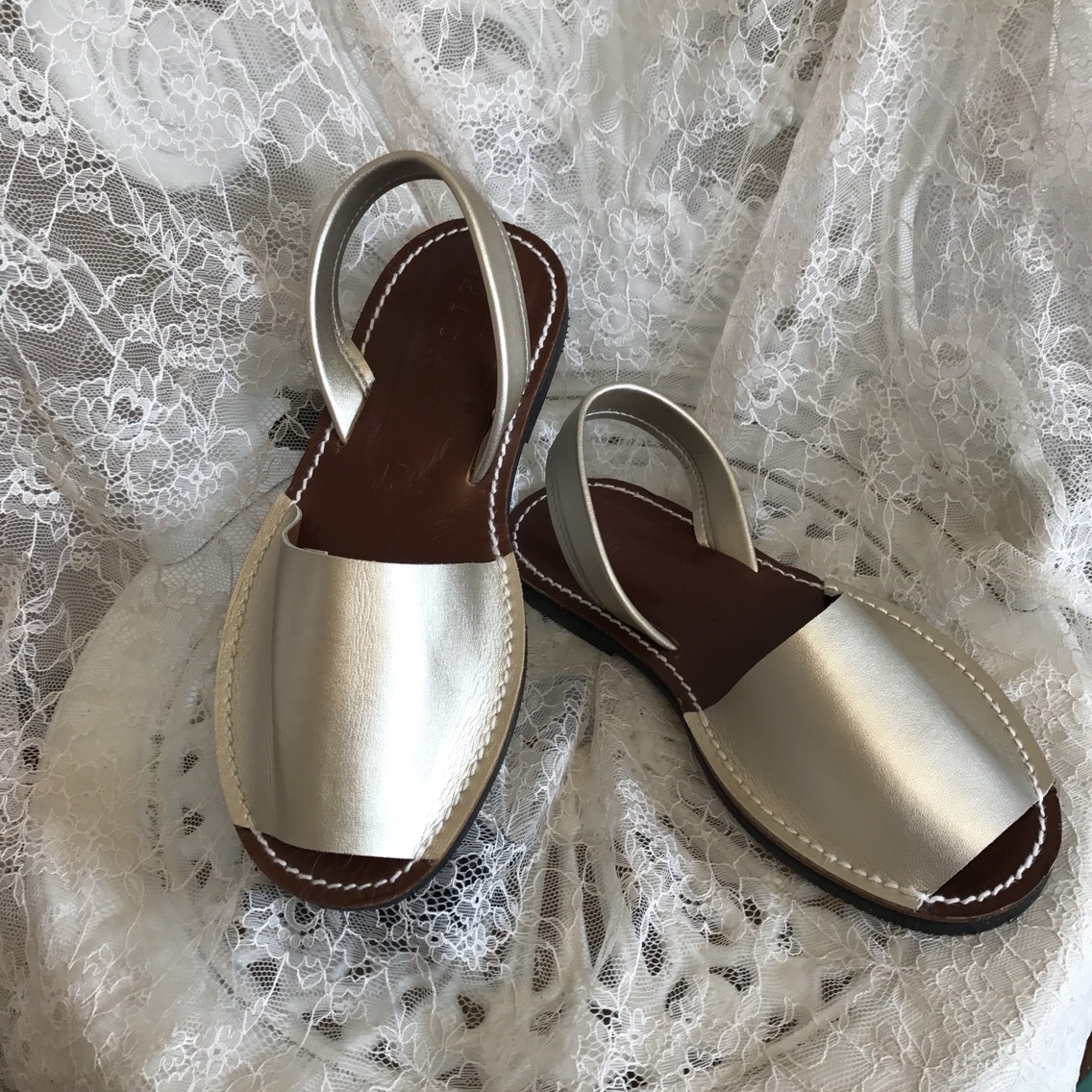 約1週間で完成☆シルバーゴールド★靴擦れしない疲れない本革オーダーメイドサンダル★☆甲高や幅広の方に☆