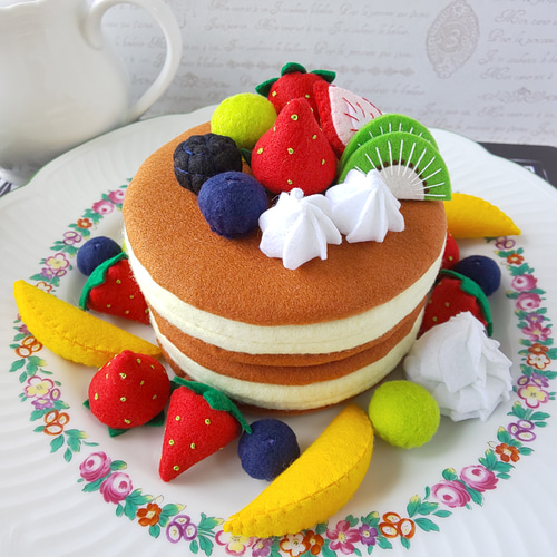フェルトのおままごと＊フルーツどっさり＊パンケーキ＊食品サンプル 