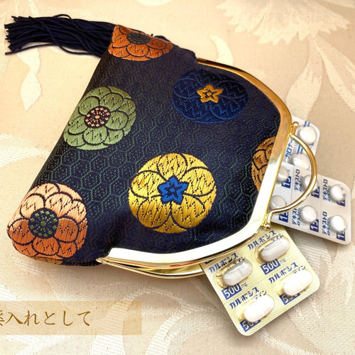 純銀製 扇型 菊文様 小物入れ 京都西陣織] 菊と葵の吉祥文様