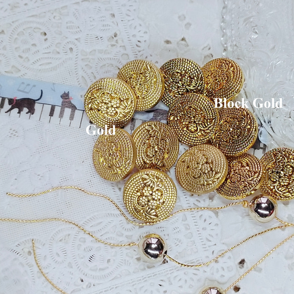 M776.Block Gold【18mm set 8 pcs】金色裝飾鈕扣 第2張的照片