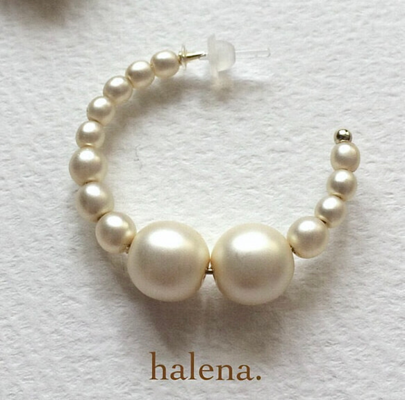 再販 【halena.】パールフープピアス スモーキー  ( 樹脂 ) アレルギー対応 パール 樹脂ピアス 1枚目の画像