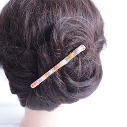 「小花を閉じ込めて」大きめバーヘアクリップ～パステルポップ～＊固まるハーバリウム＊贈り物ギフトにも◎ 15枚目の画像