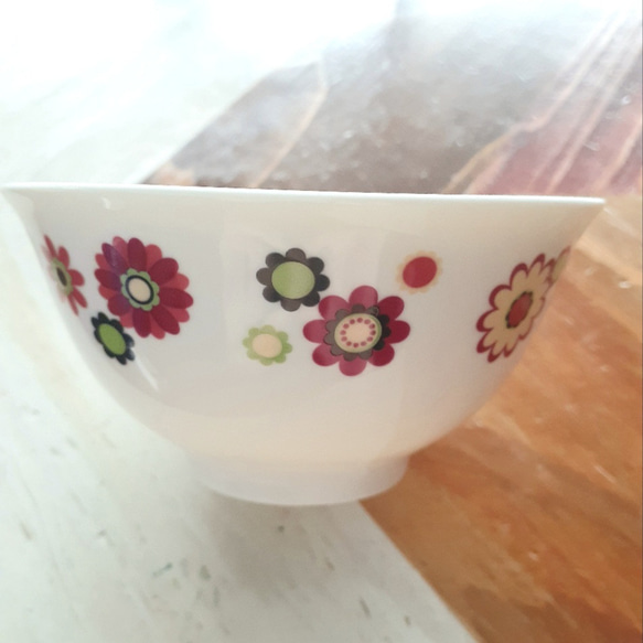 レトロなお茶碗とお箸置きセット(お花A) 3枚目の画像
