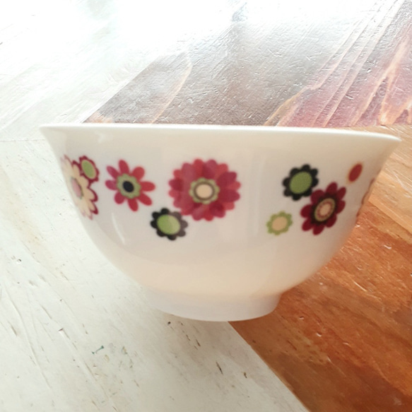 レトロなお茶碗とお箸置きセット(お花A) 5枚目の画像