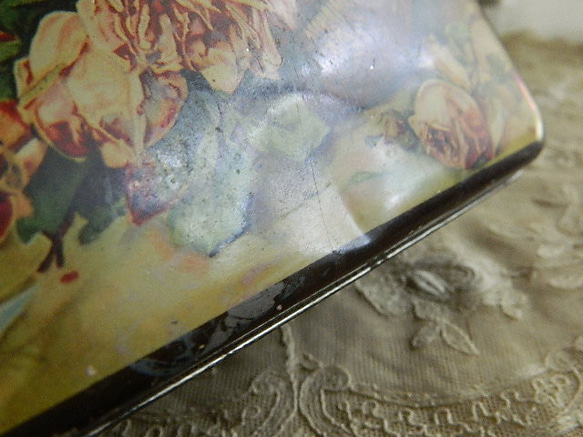 ✿薔薇とバスケットのトフィー缶　ヴィクトリアン　ハンドメイド作品の素材に 7枚目の画像