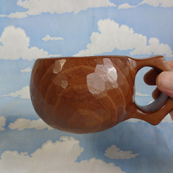 茶色い真桑の一木彫りコーヒーカップ　 3枚目の画像