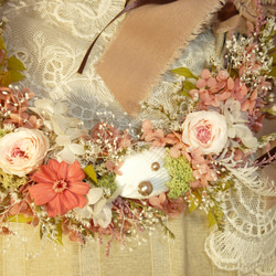sale野の花と貝殻のリース（ブーケ）ピンク　バラとジニア・カスミソウ 2枚目の画像