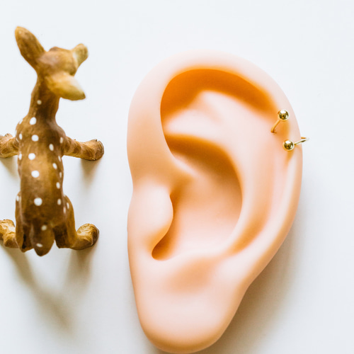 14K本物の金 ゴ トボール ラガス 耳 軟骨 ヘリックス ツイスト