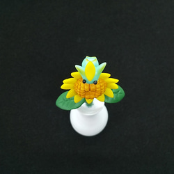 ひまわりと大村さん(置物)花瓶白d 7枚目の画像