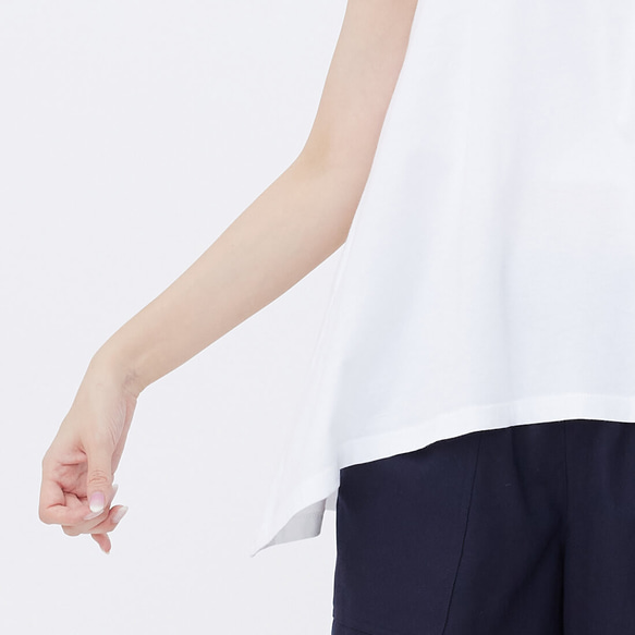 純棉素面短袖傘襬女TEE 純白 第9張的照片