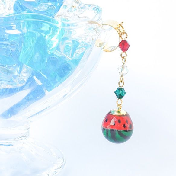 スイカ煌録玉のイヤーカフ 1枚目の画像