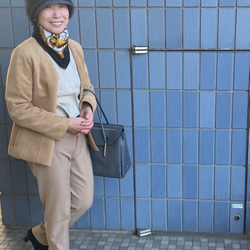 麻/リネン100%透けにくい体型カバーTブラウス（ベージュ/半袖・長袖・クルーネック・Vネック） 9枚目の画像