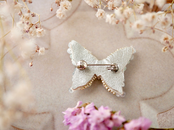 送料無料*॰ْ✧ً Ruban couture butterfly(オートクチュール刺繍仕上げの蝶々のブローチ) 3枚目の画像